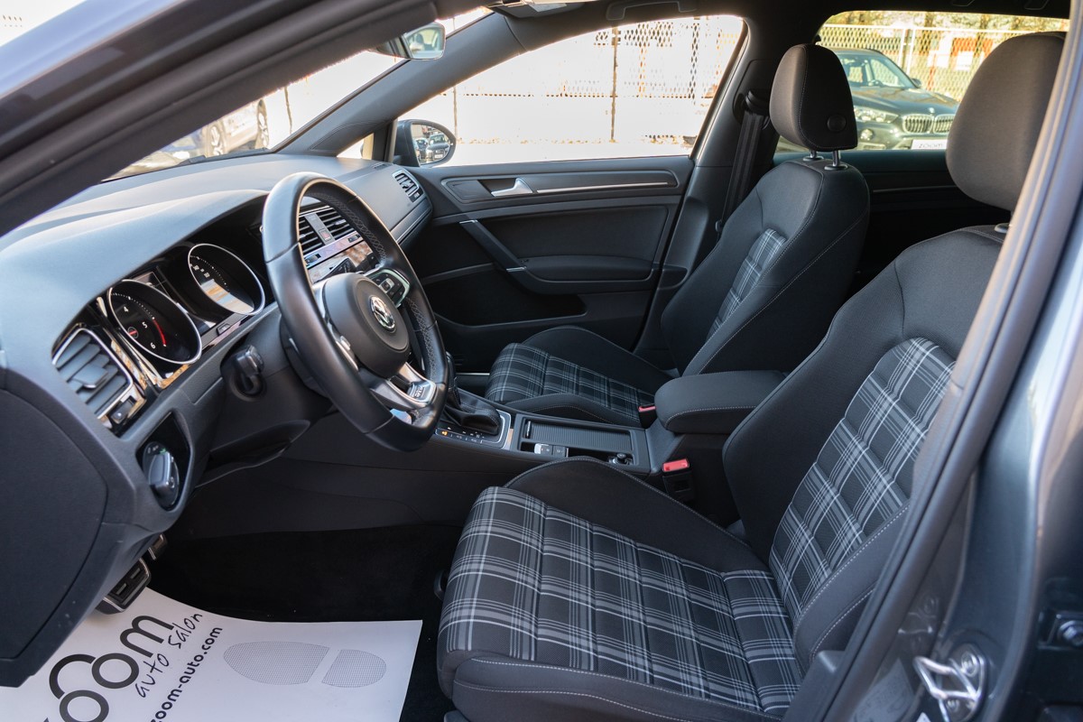 Volkswagen Golf 2,0 TDI DSG GTD