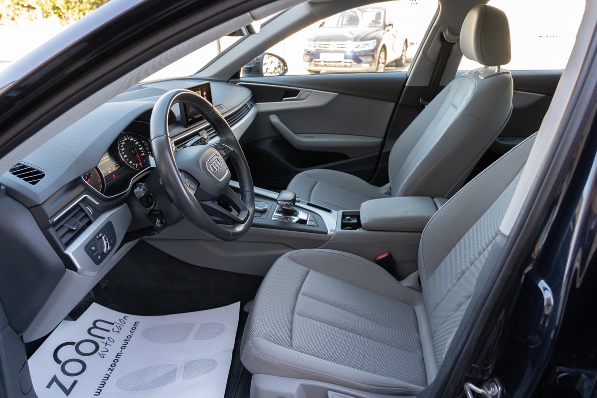 Audi A4
 2.0 TDI