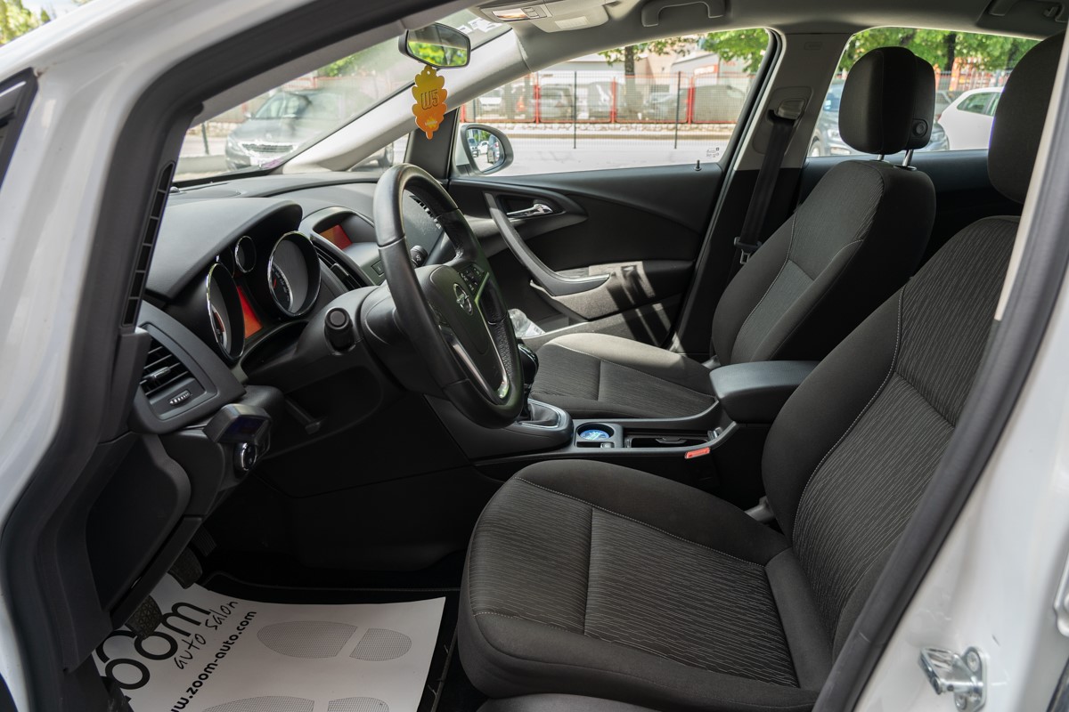 Opel Astra 1,6 CDTI