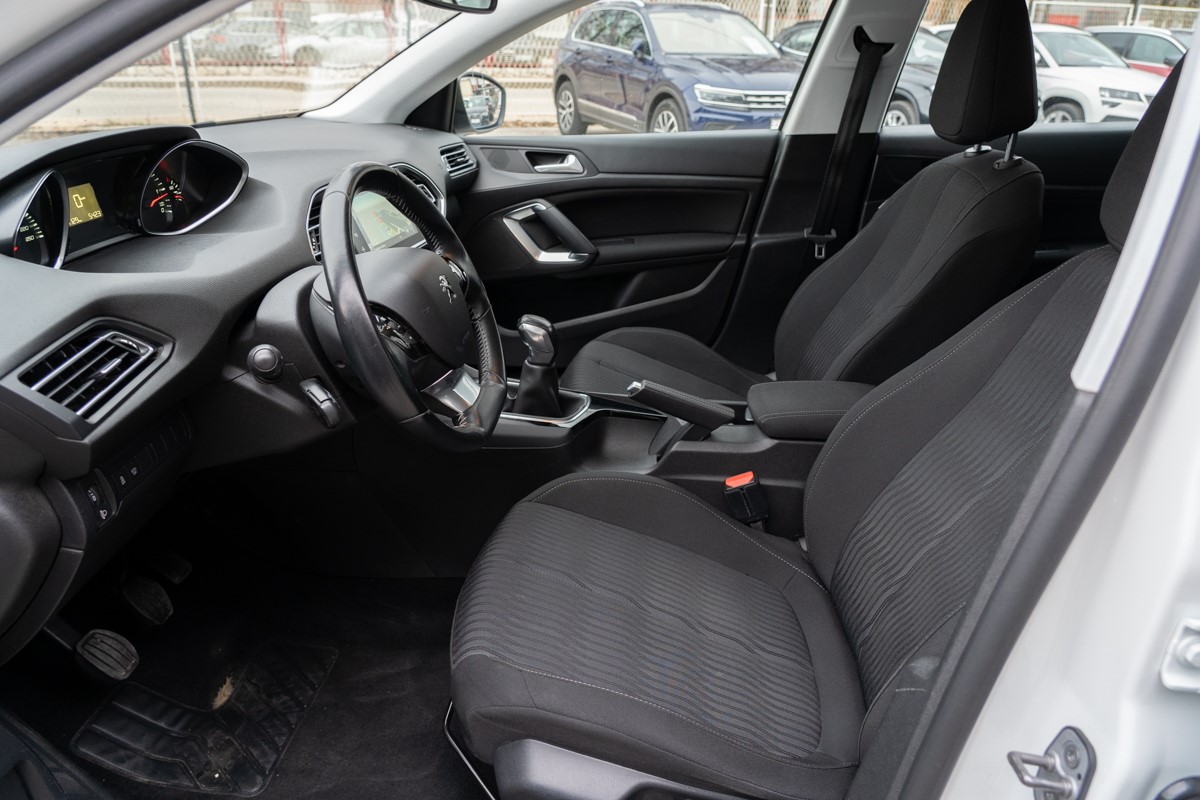 Peugeot 308 1,6 BlueHDI