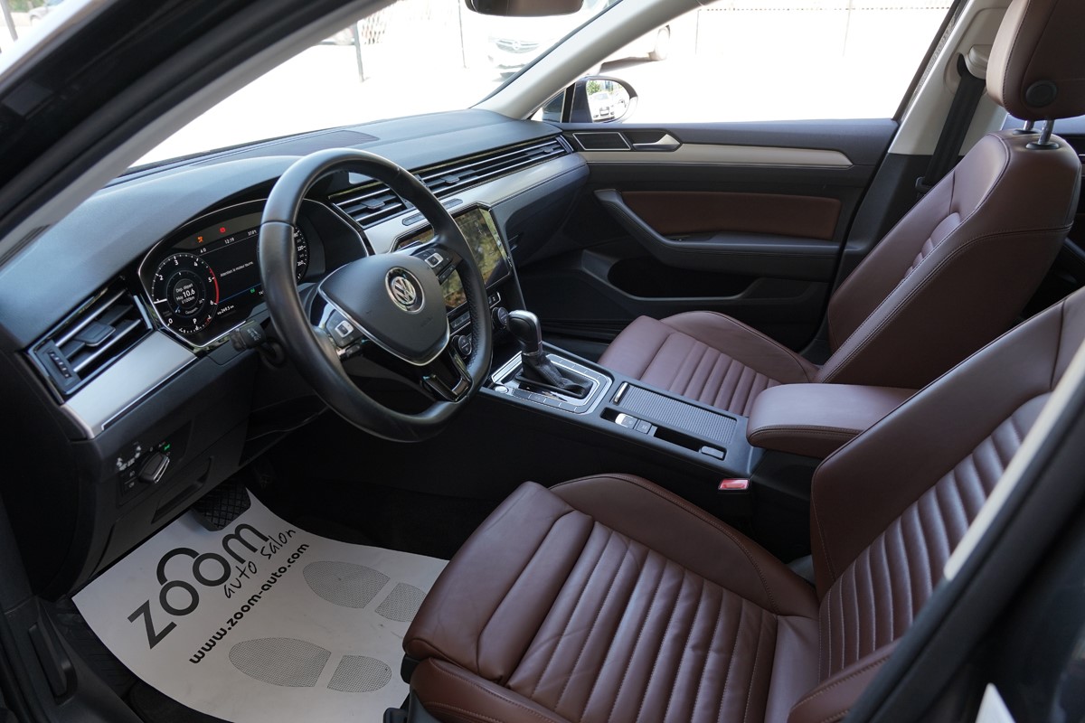 Volkswagen Passat 2.0 TDi DSG Carat Exclusive