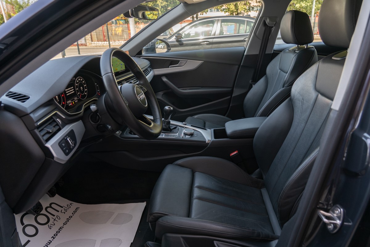 Audi A4
 2.0 TDI Executive Plus