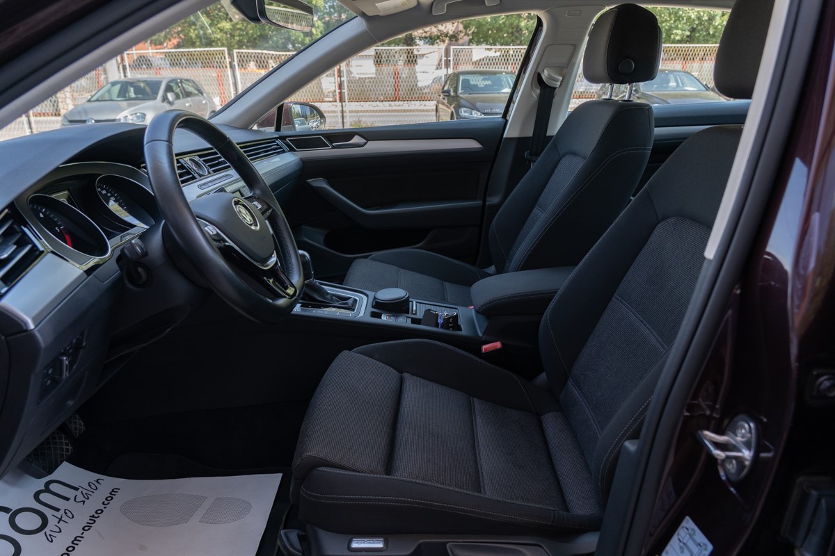 Volkswagen Passat 1.6 TDi BlueMotion Confortline Business DSG7