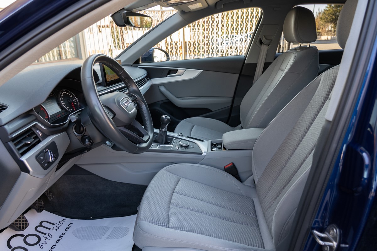 Audi A4
 2,0 TDI