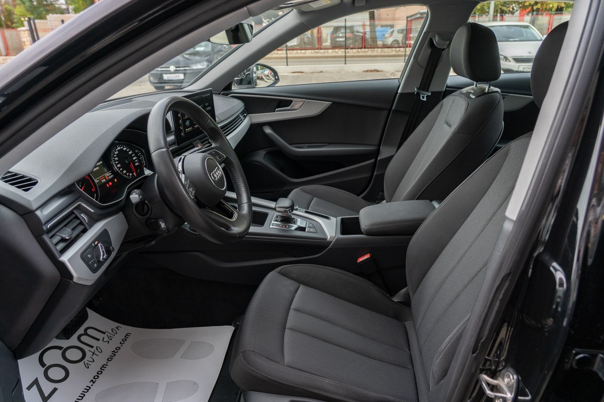 Audi A4
 2,0 TDI