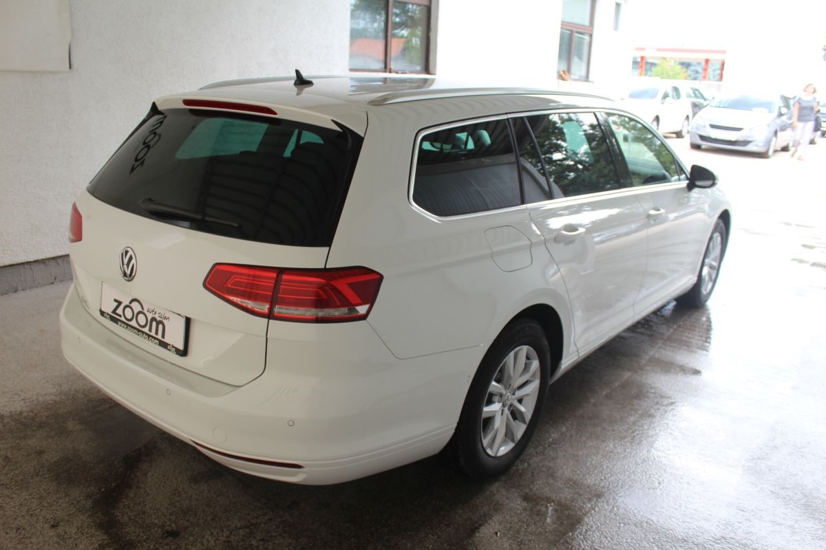 Volkswagen Passat 2.0 TDI VARIANT COMFORTLINE CARAT >DSG-Tiptronik< novi model