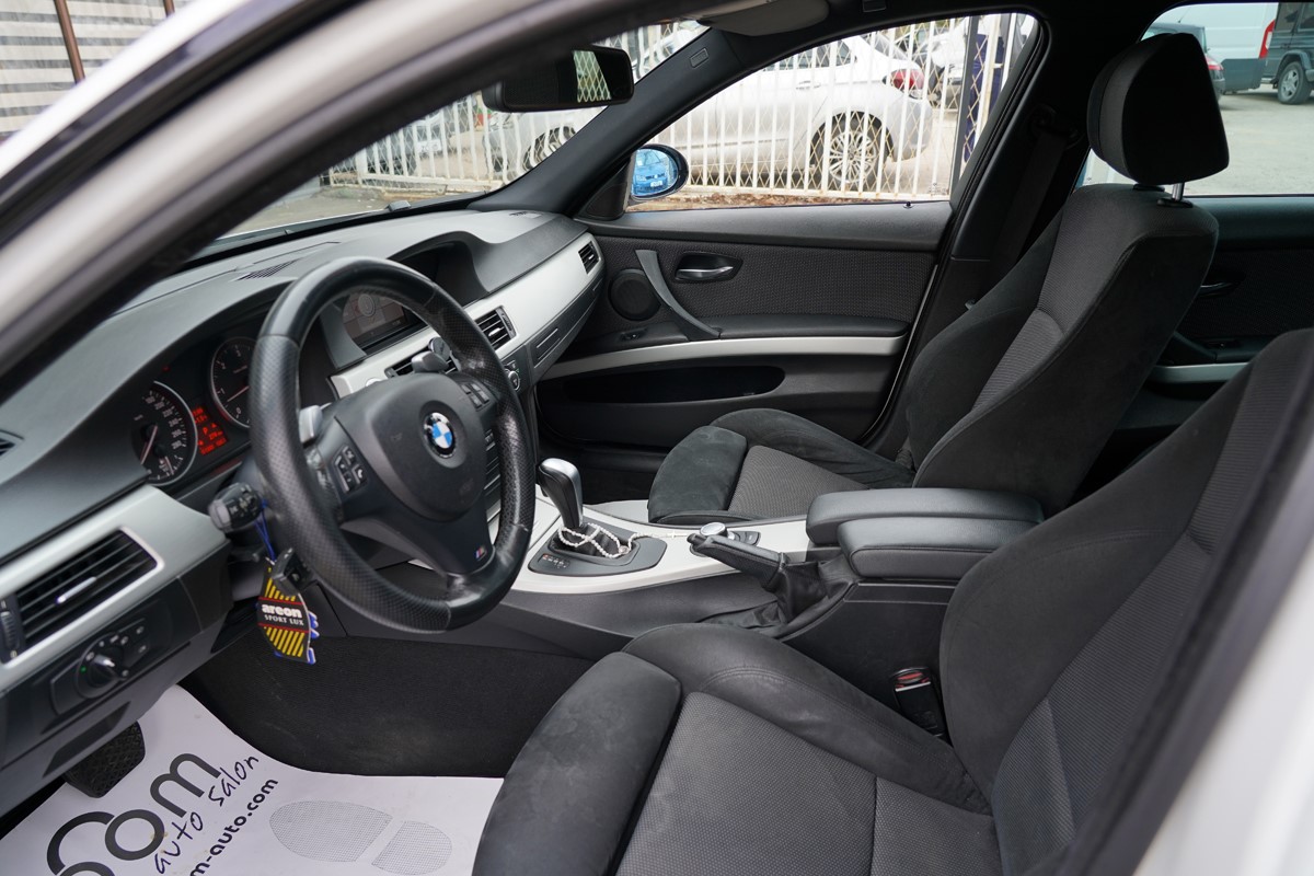 BMW
 3-Series 335d