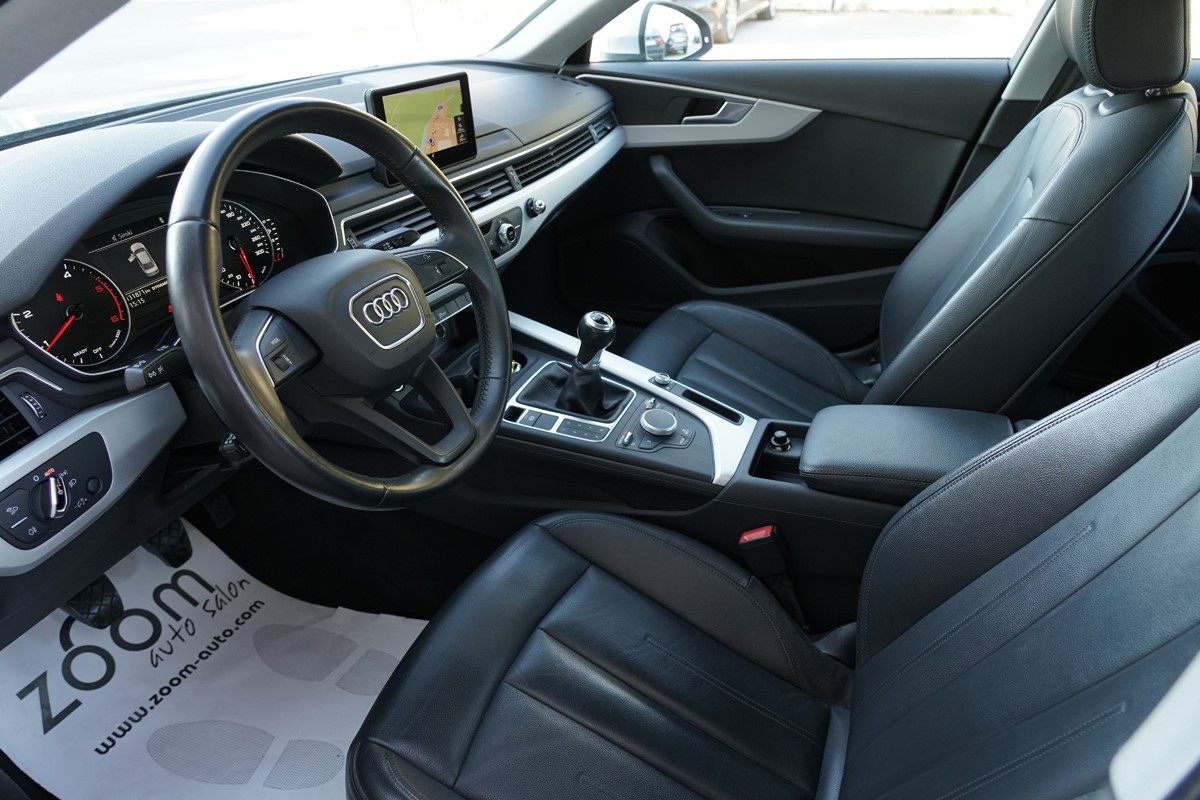 Audi A4
 2.0 TDI ULTRA 150 BUSINESS LINE