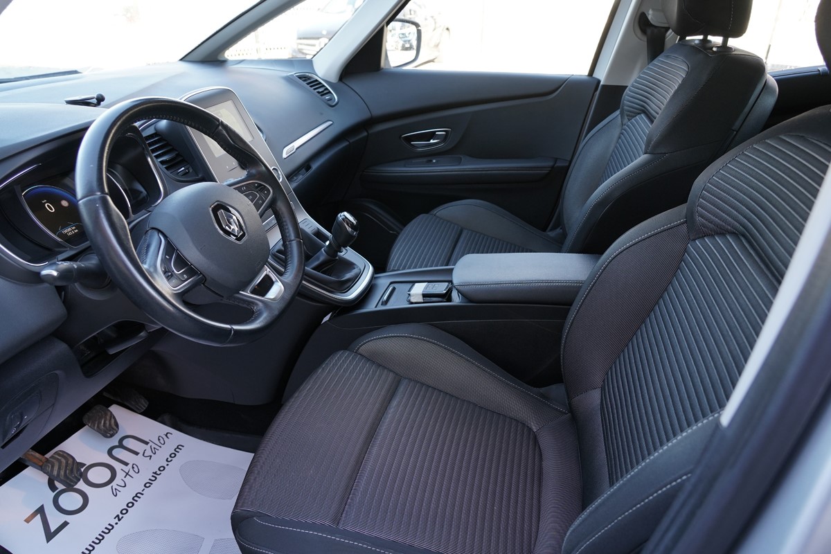 Renault Scenic 1.5 DCI 