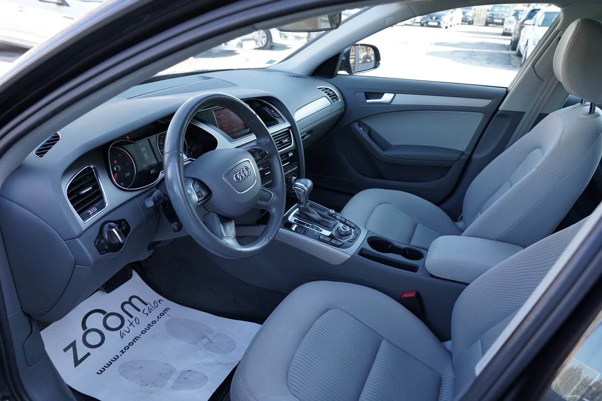 Audi A4
 2.0 TDI