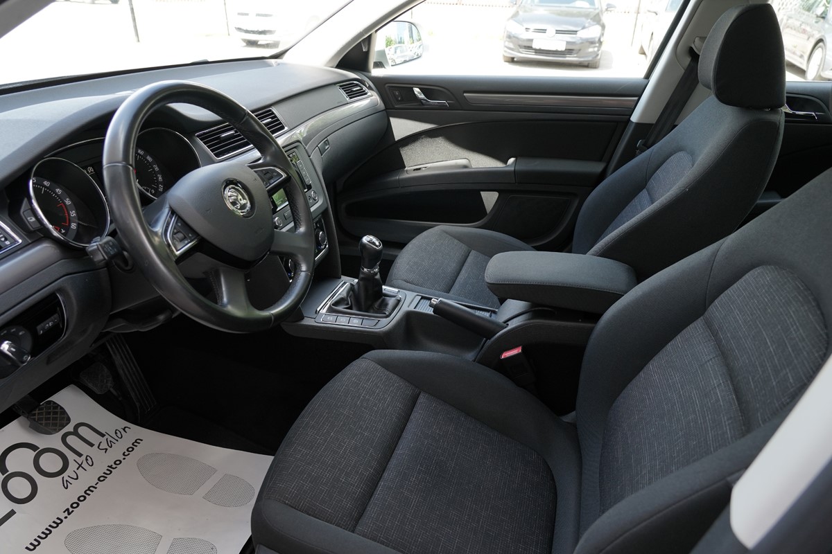 Škoda SUPERB 2,0 TDI