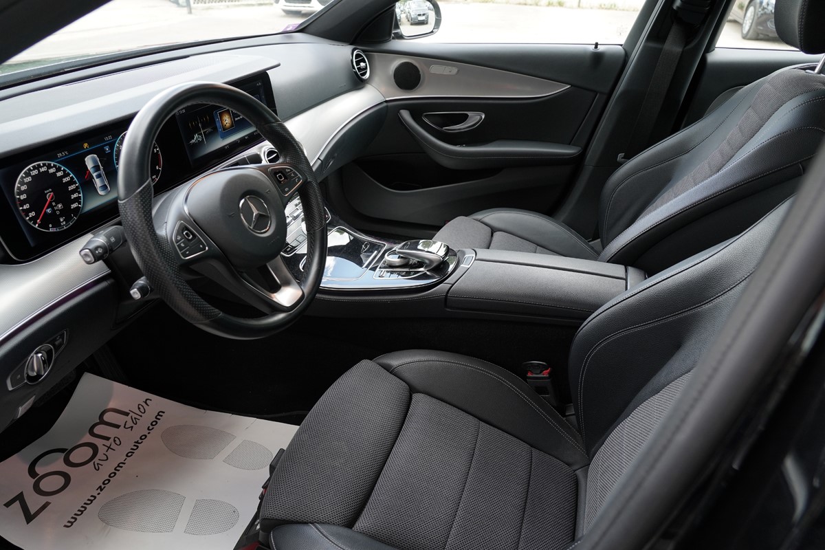 Mercedes-Benz E-Class
 220 D Avantgarde 