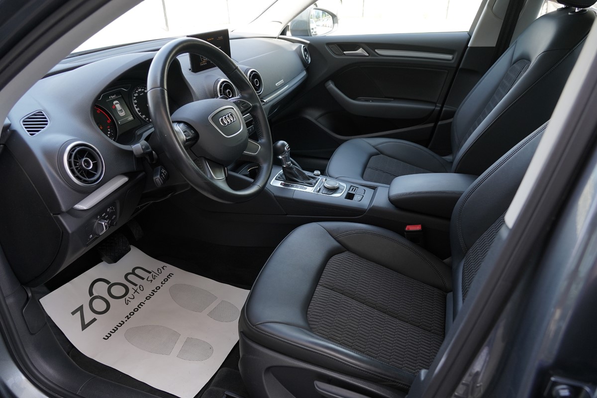 Audi A3
 1.6 TDi S-Tronic Berline Ambiente