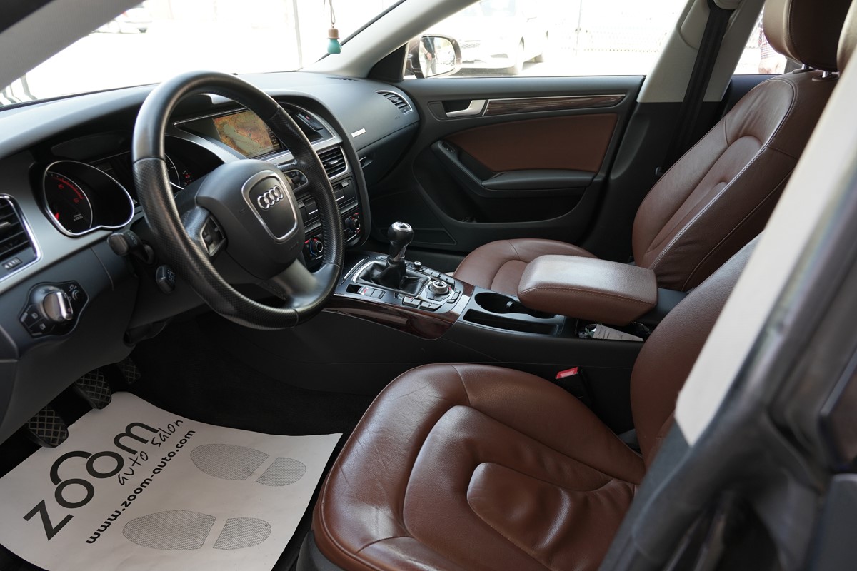 Audi A5
 2.0 TDI