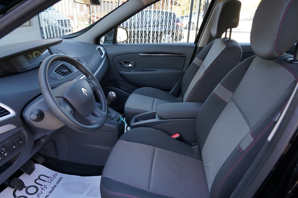 Renault Scenic 1.5 DCI