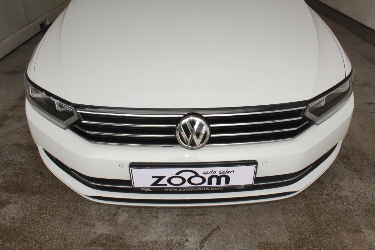 Volkswagen Passat 2.0 TDI VARIANT COMFORTLINE CARAT >DSG-Tiptronik< novi model