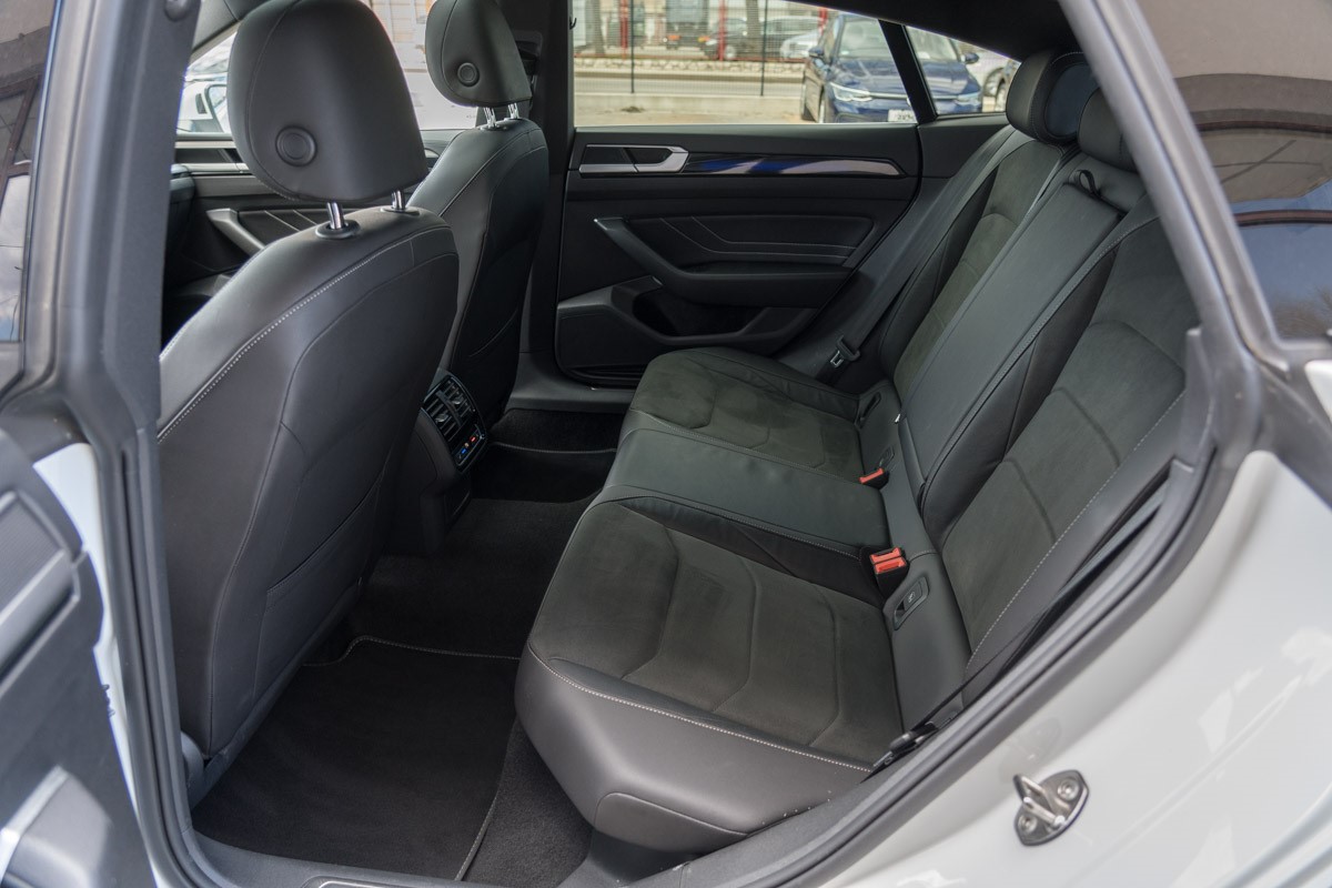 Volkswagen Arteon 2.0 TDI R-line