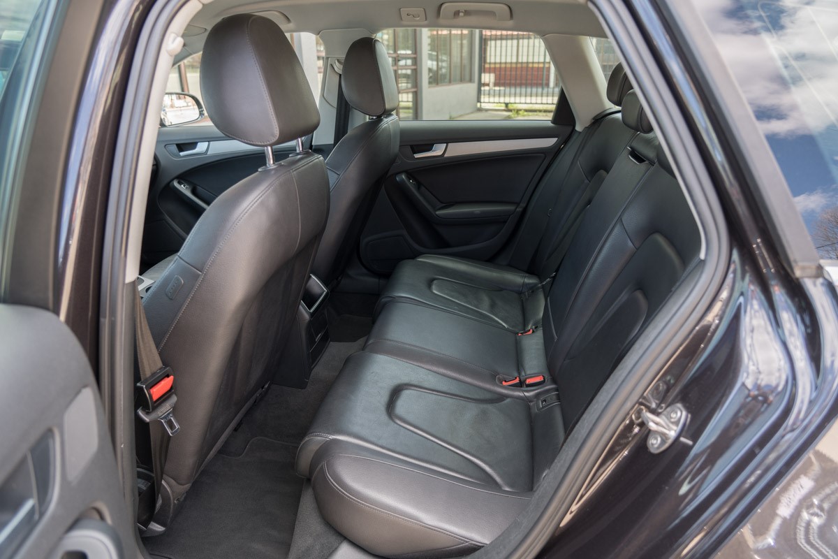 Audi A4
 2.0 TDI Quattro
