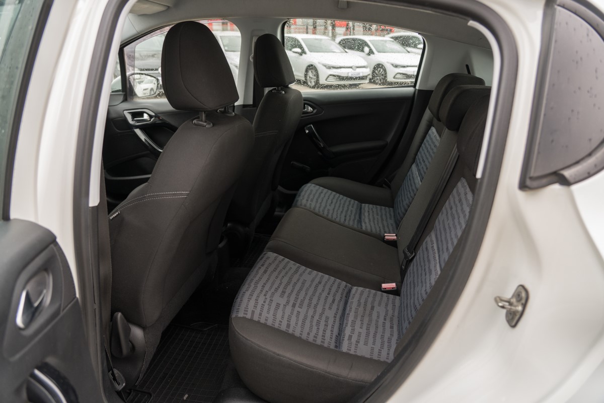 Peugeot 208 1.4 BlueHDI