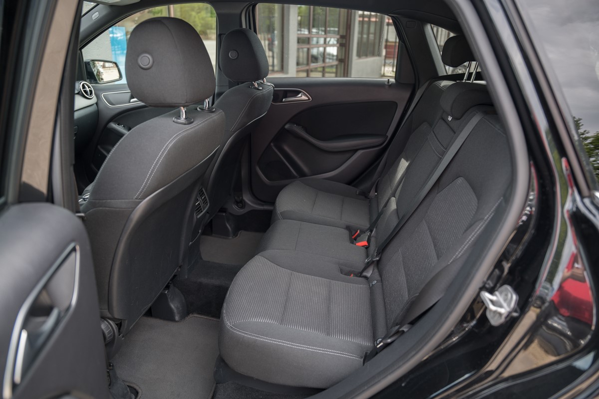 Mercedes-Benz B-Class 180 D