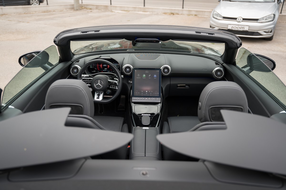 Mercedes-Benz SL-Class
 43 AMG
