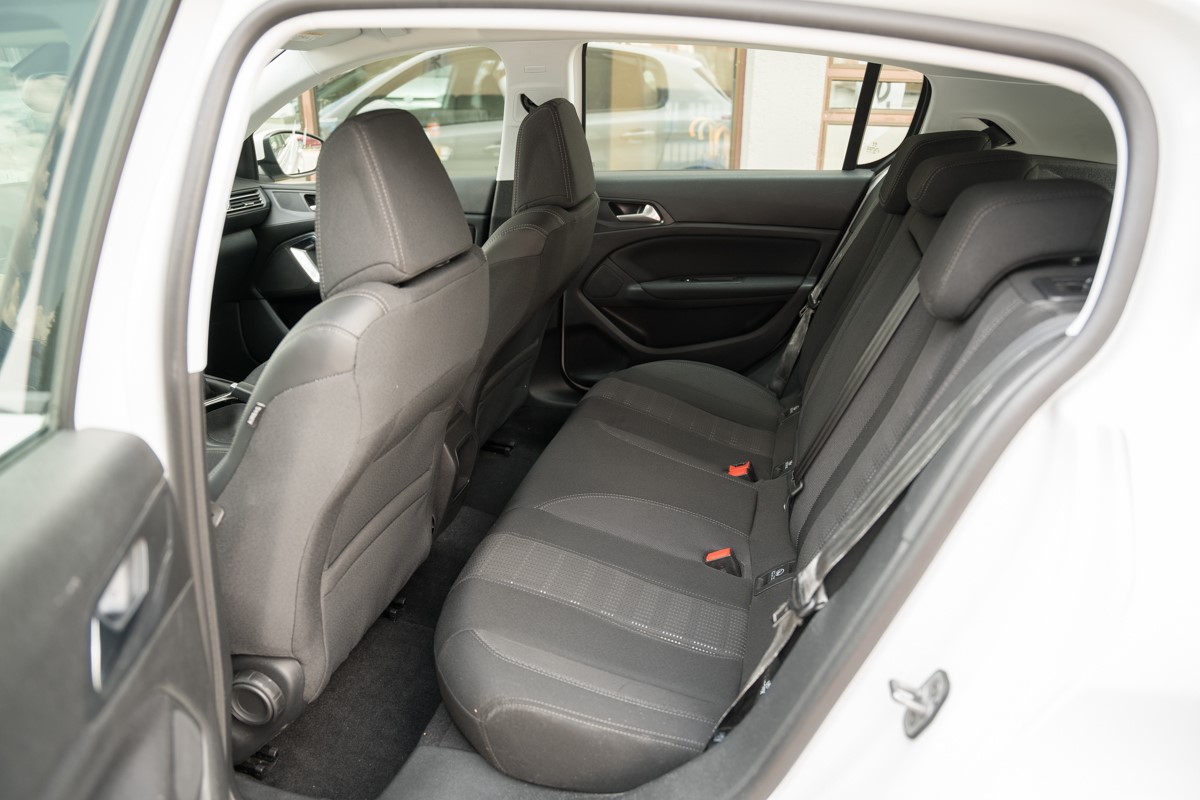 Peugeot 308 1.5 BlueHDI
