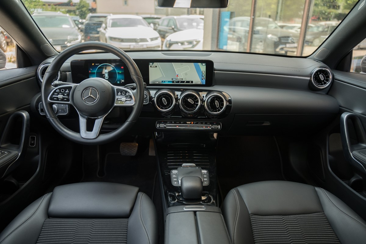 Mercedes-Benz CLA-Class 200 D
