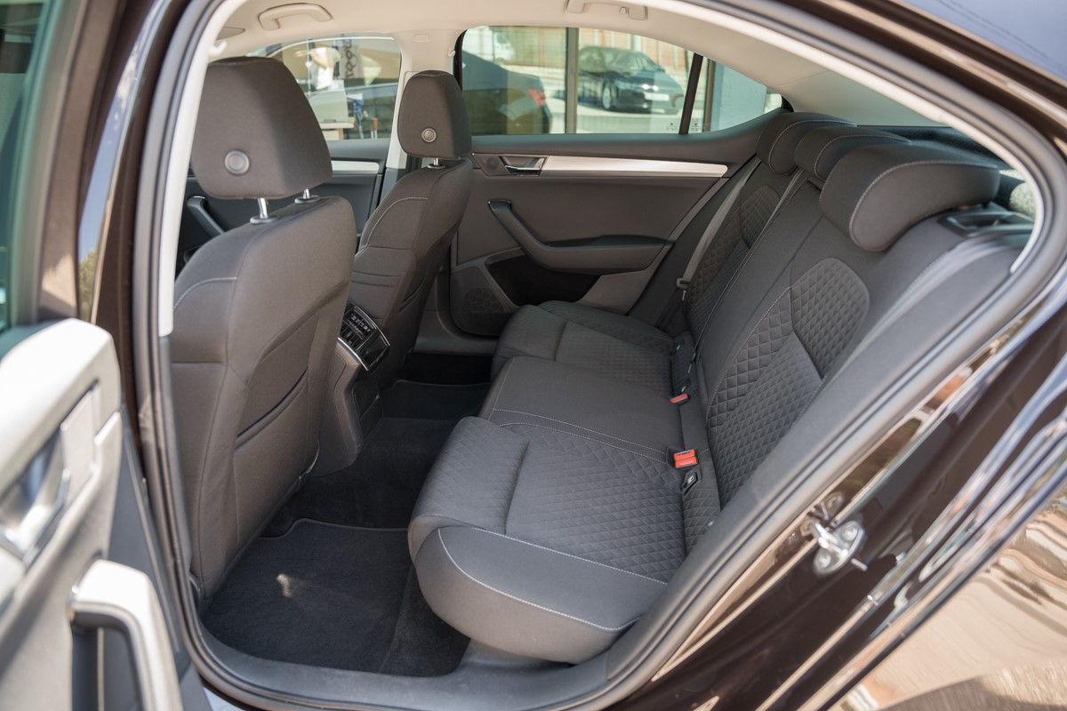 Škoda Superb 2.0 TDI DSG