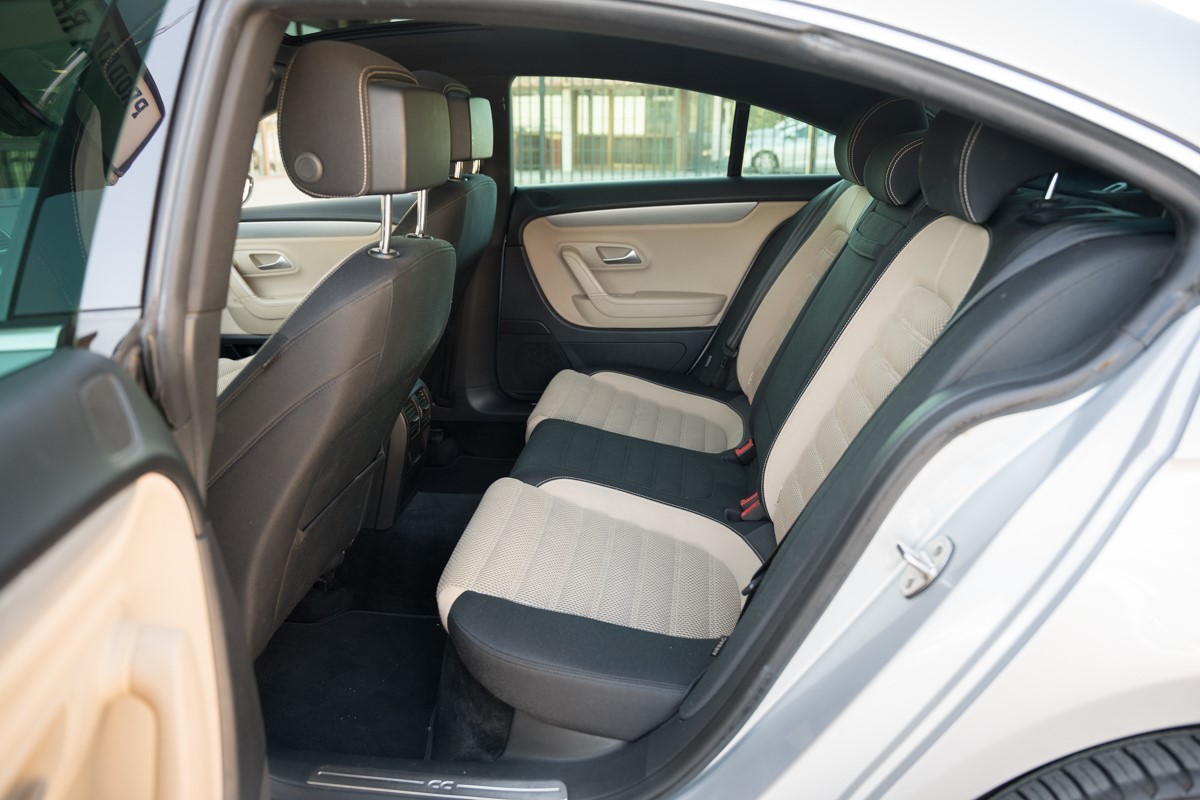 Volkswagen CC
 2.0 TDI 