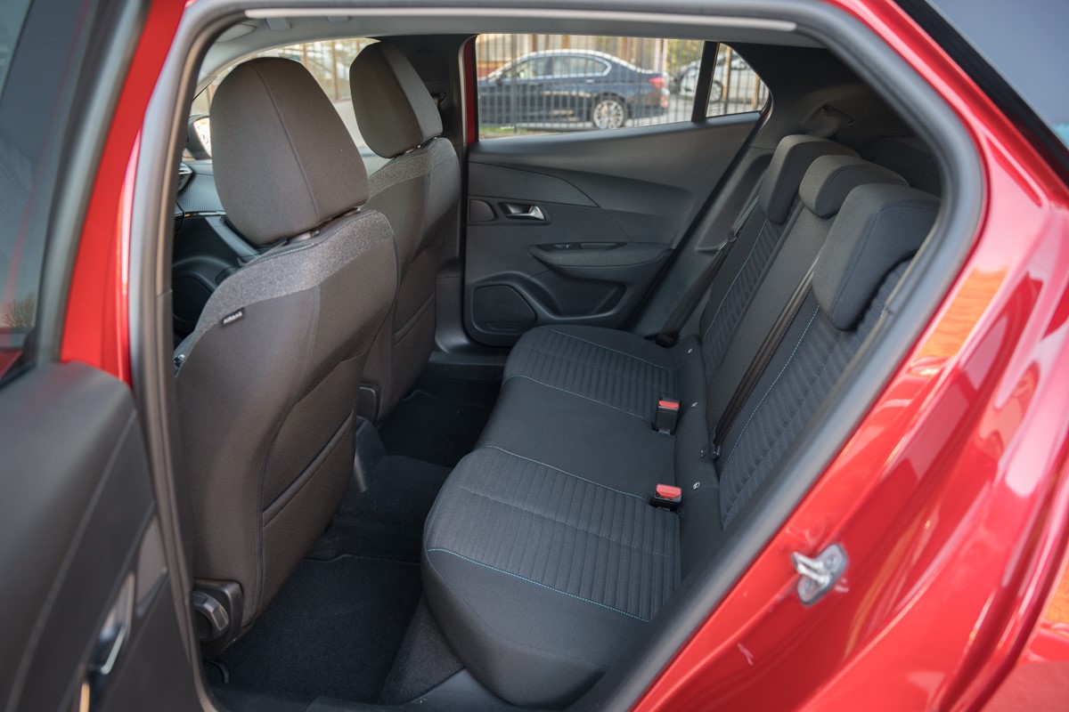 Peugeot 2008 1.2 PureTech STYLE