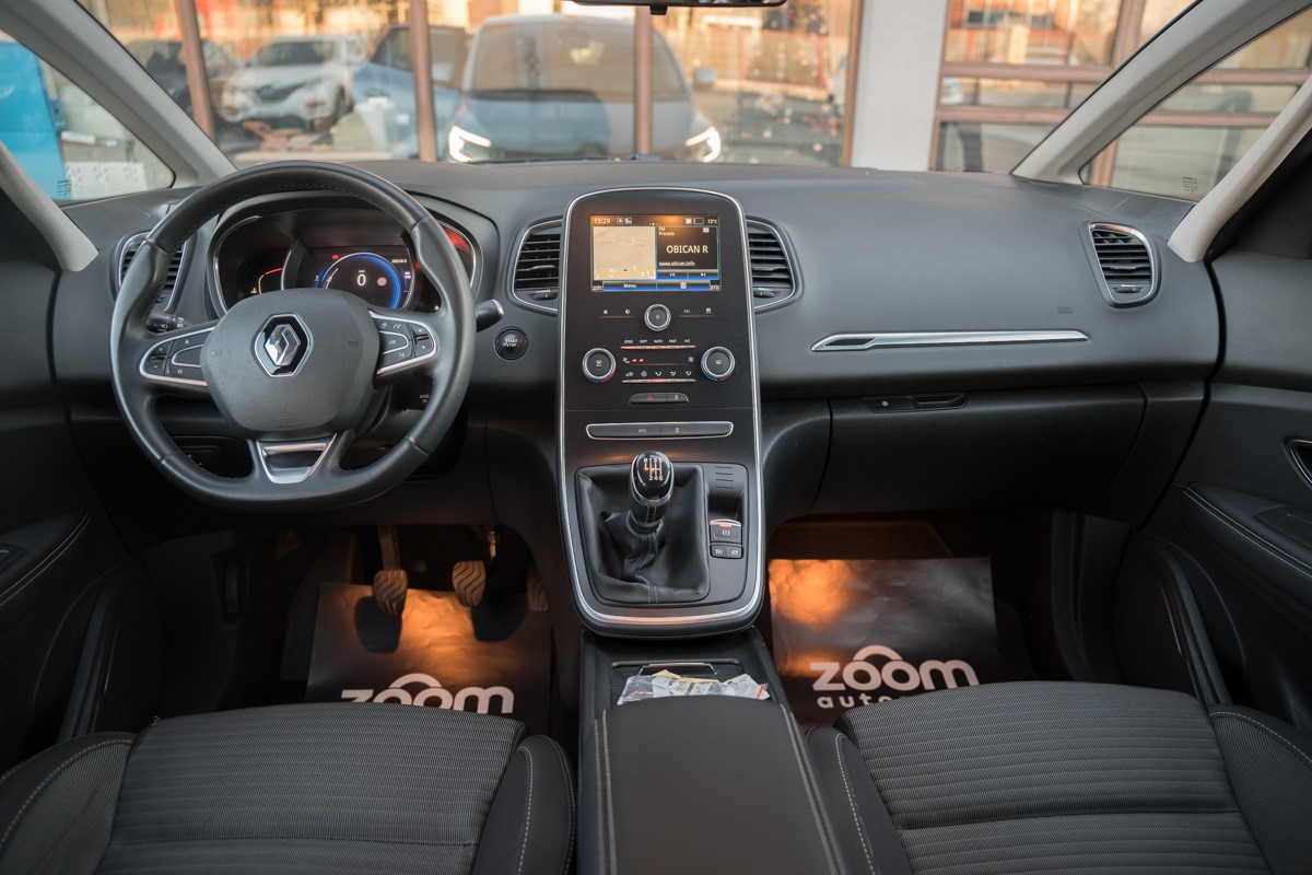 Renault Scenic 1.7 DCI