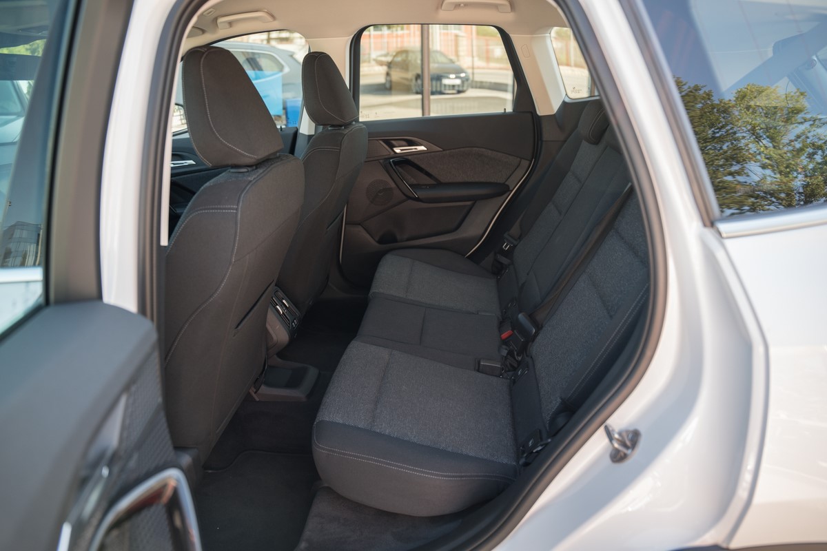 BMW
 X1 18 d sDrive