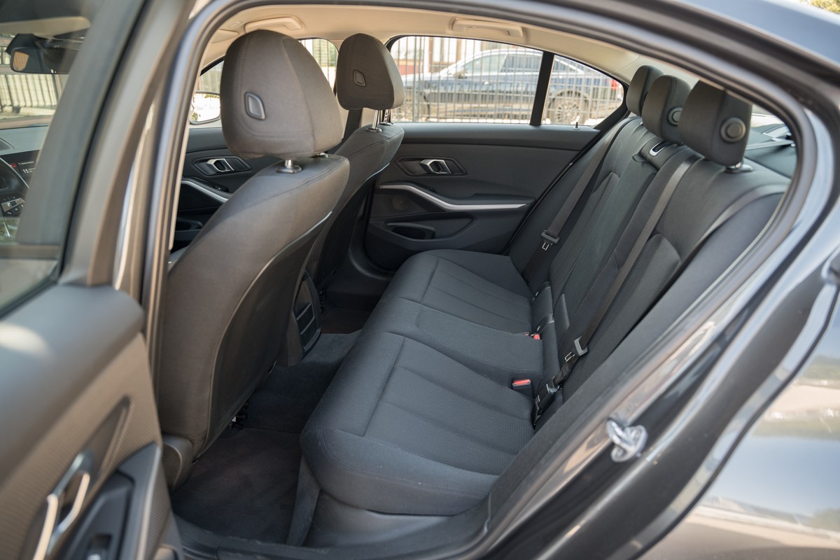 BMW
 3-Series 318 D