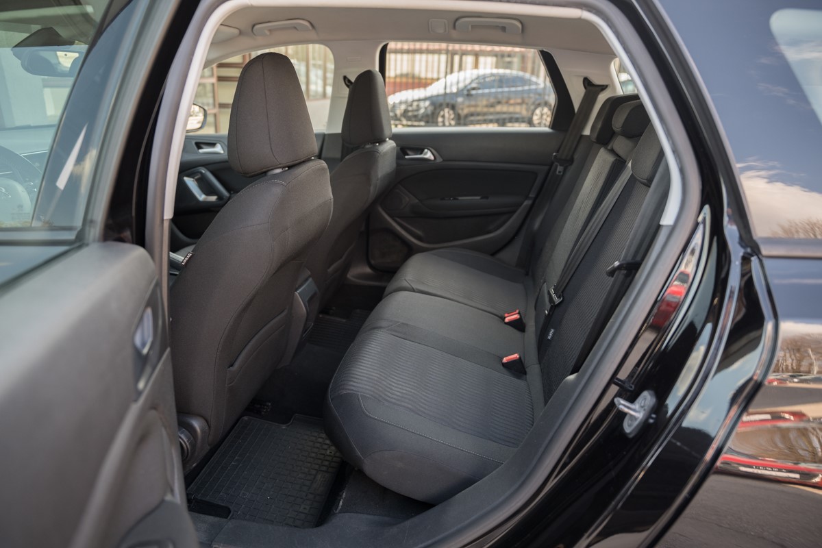 Peugeot 308 SW 1.6 BlueHDI