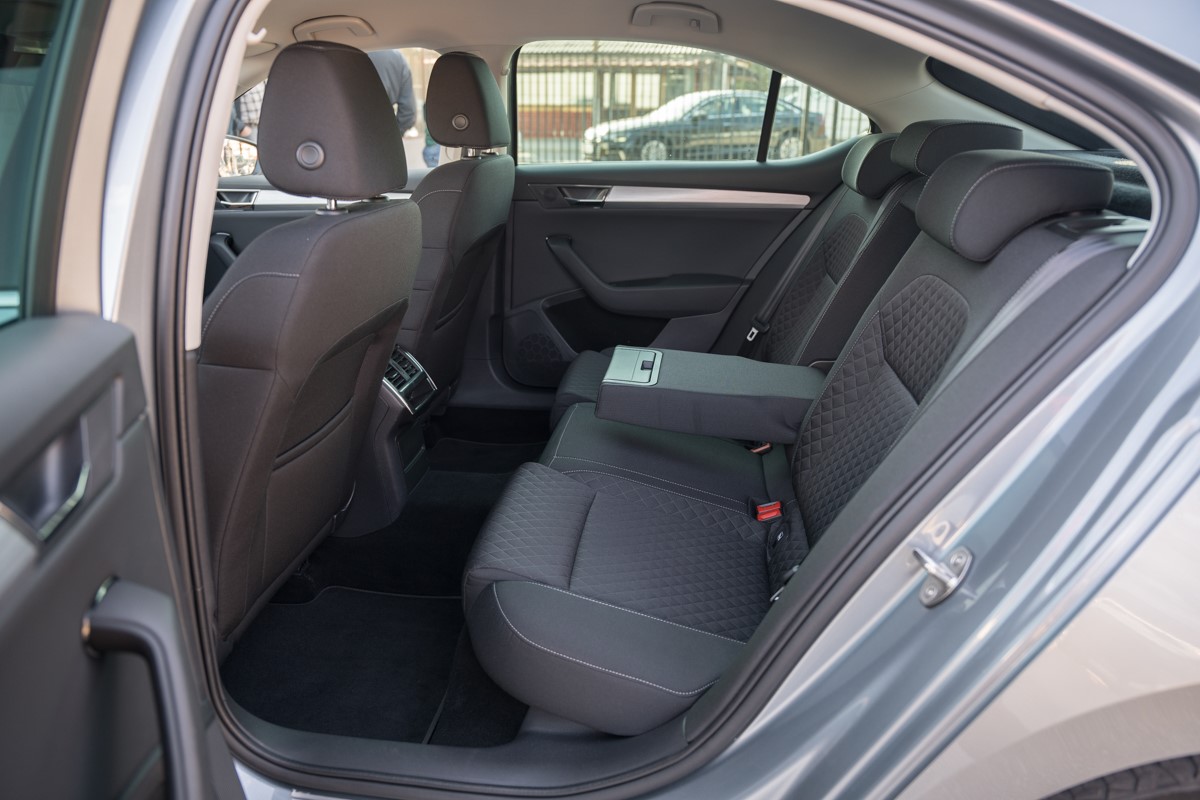 Škoda Superb 2.0 TDI DSG