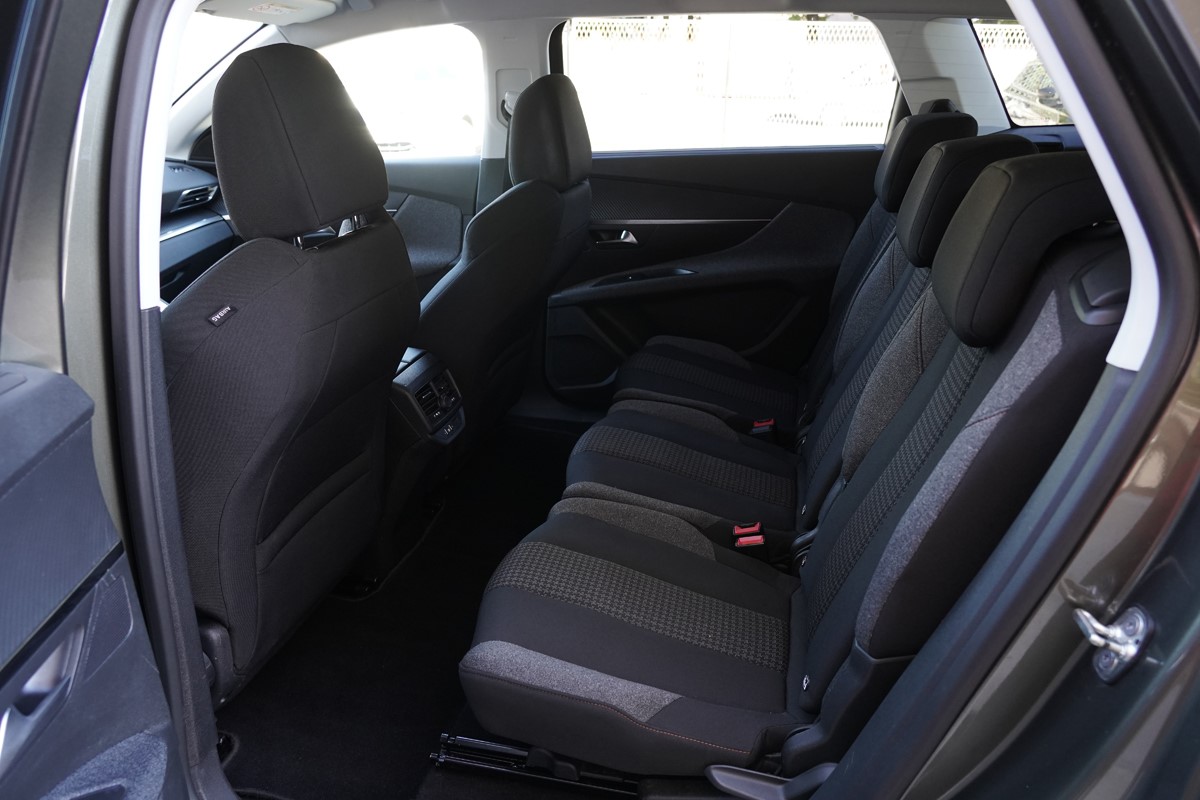 Peugeot 5008 1.5 BLUEHDI S&S EAT8 ACTIVE BUSINESS