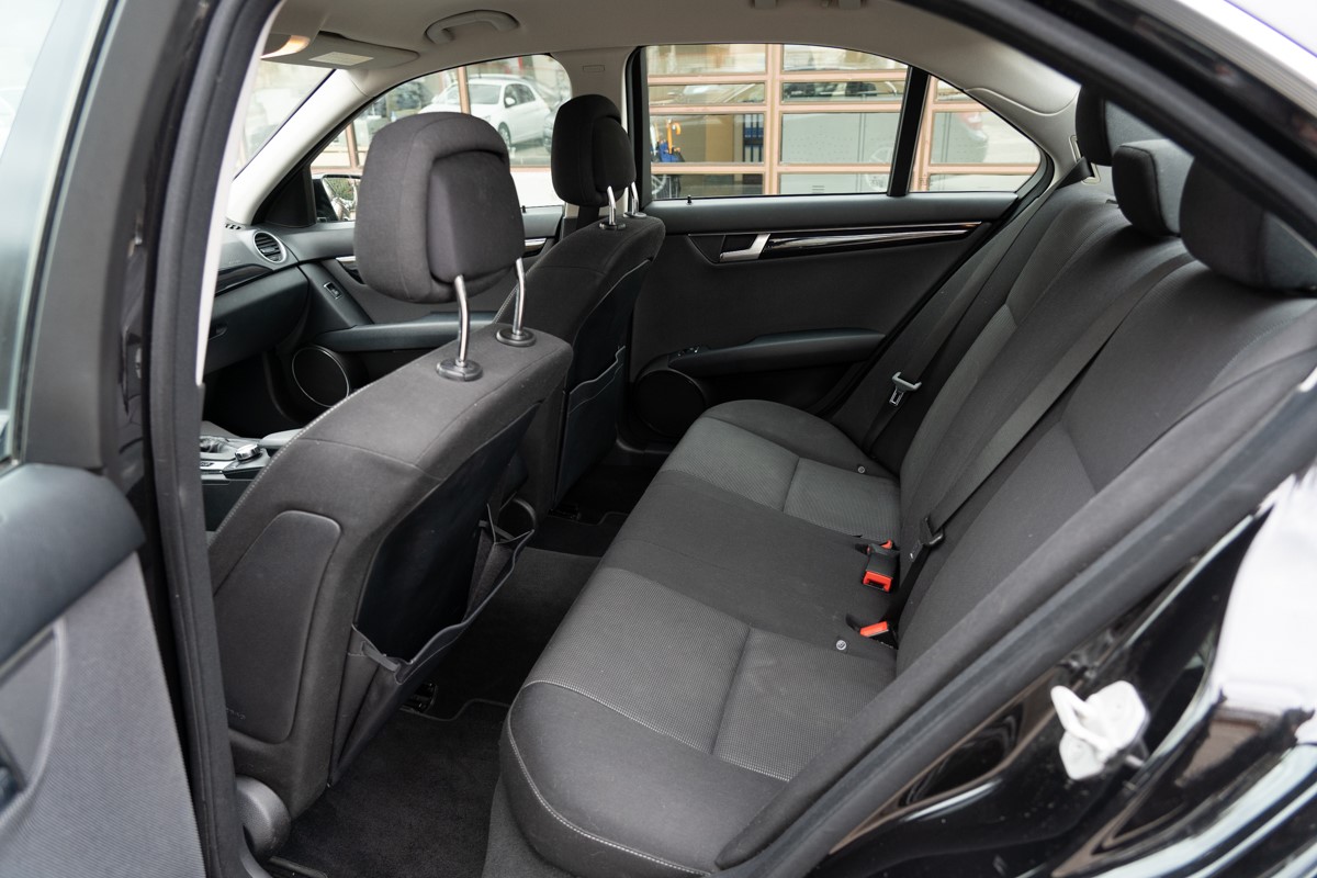 Mercedes-Benz C-Class
 C 220 CDI