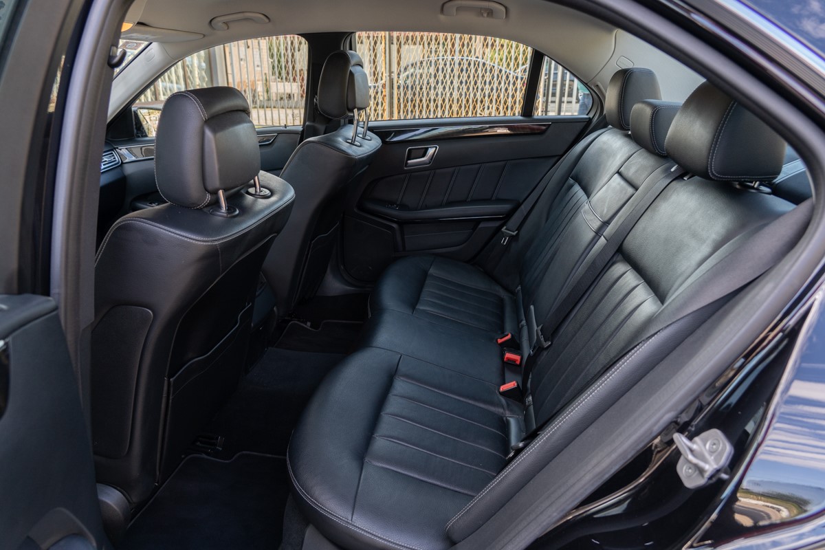 Mercedes-Benz E-Class
 E-350
