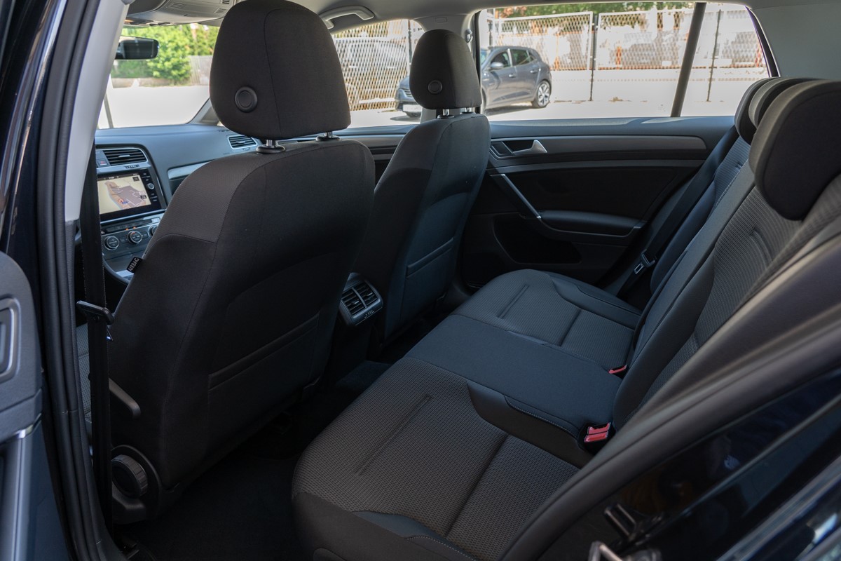 Volkswagen Golf 1.6 TDi BlueMotion Confortline Business