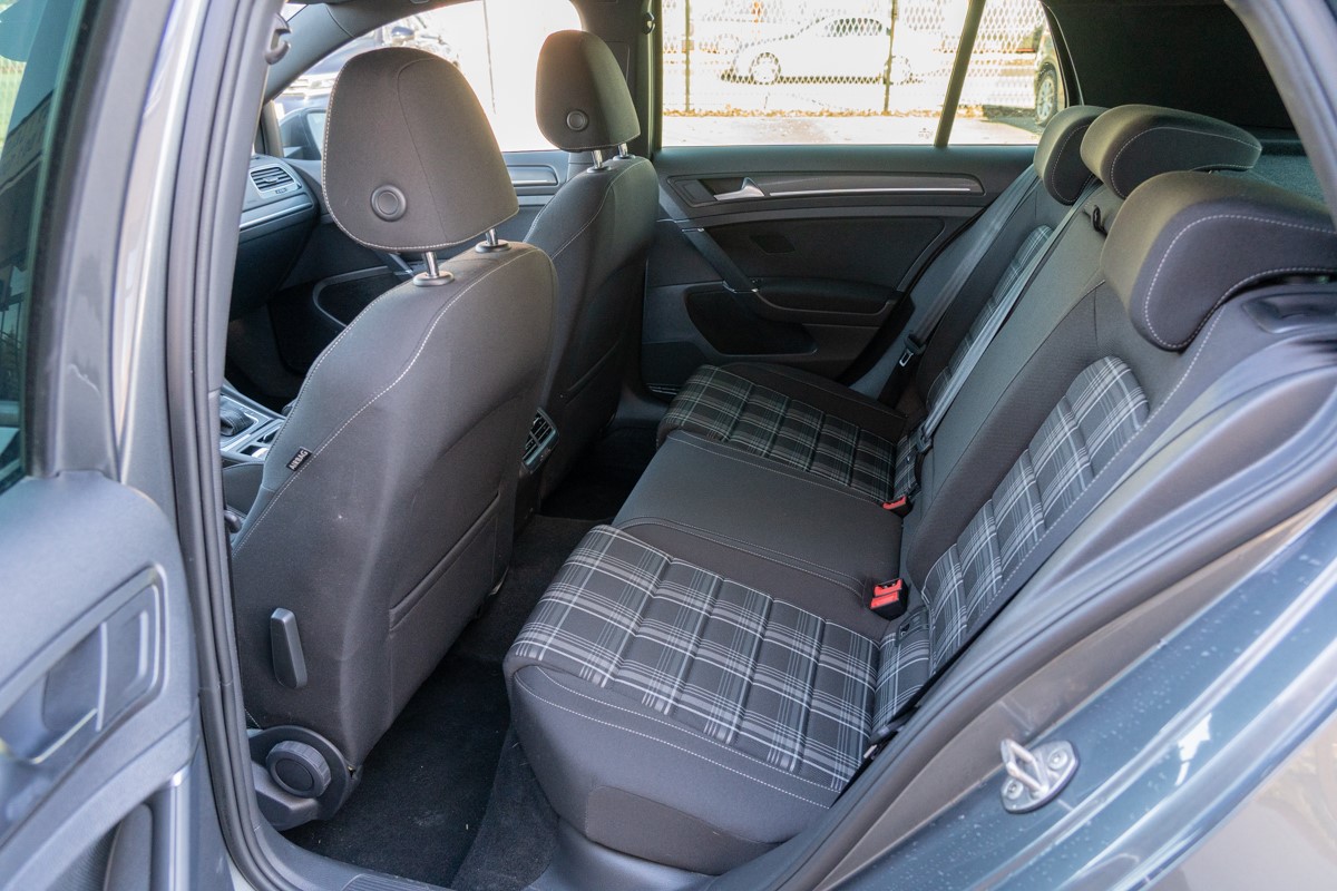 Volkswagen Golf 2,0 TDI DSG GTD
