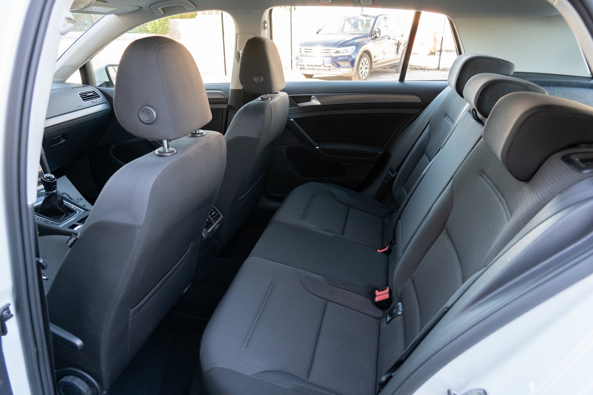 Volkswagen Golf 1.6 TDi Confortline