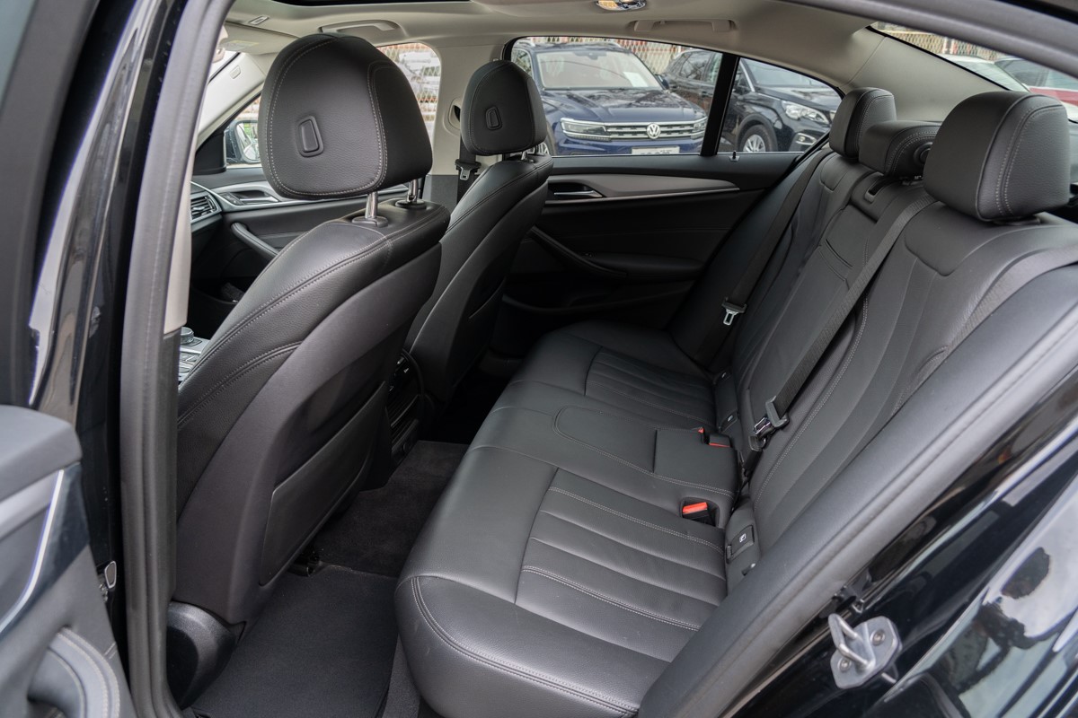 BMW
 530 XD  XDRIVE 