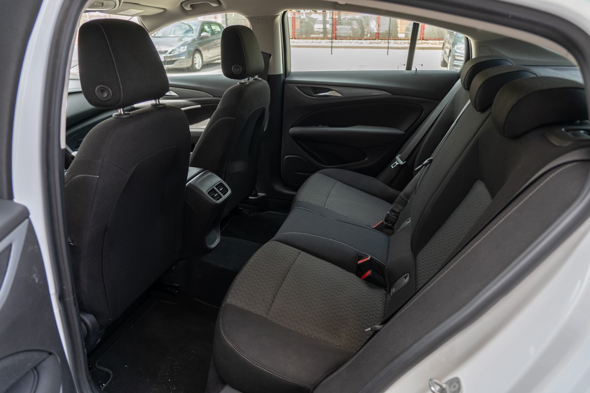 Opel Insignia 1,6 GrandSport