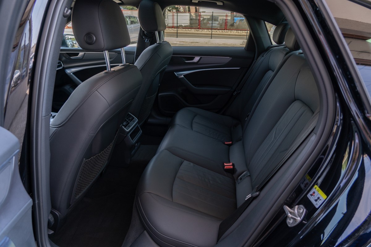 Audi A6
 45 TDI Quattro S-tronic