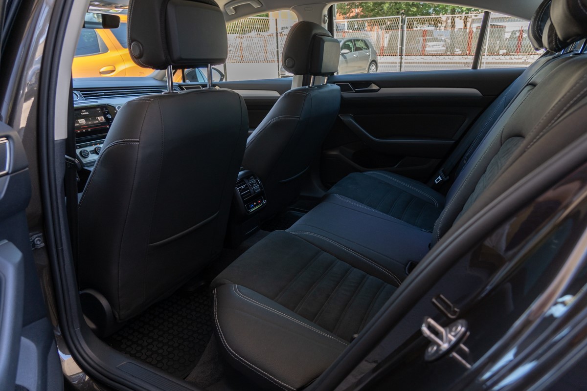 Volkswagen Passat 2.0 TDi BlueMotion Business DSG