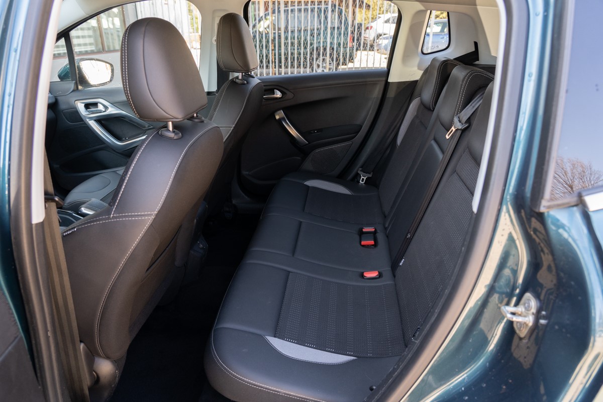 Peugeot 2008 1,6 BlueHDI