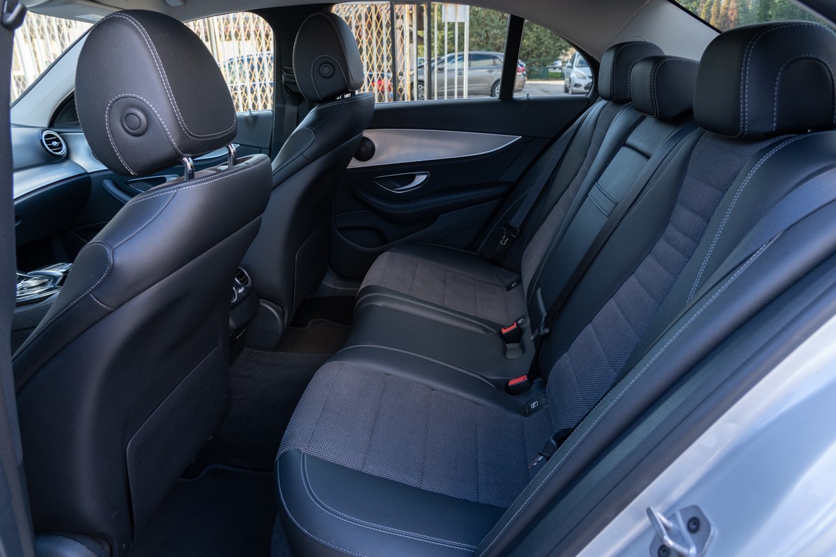 Mercedes-Benz E-Class
 200 D Business Solution