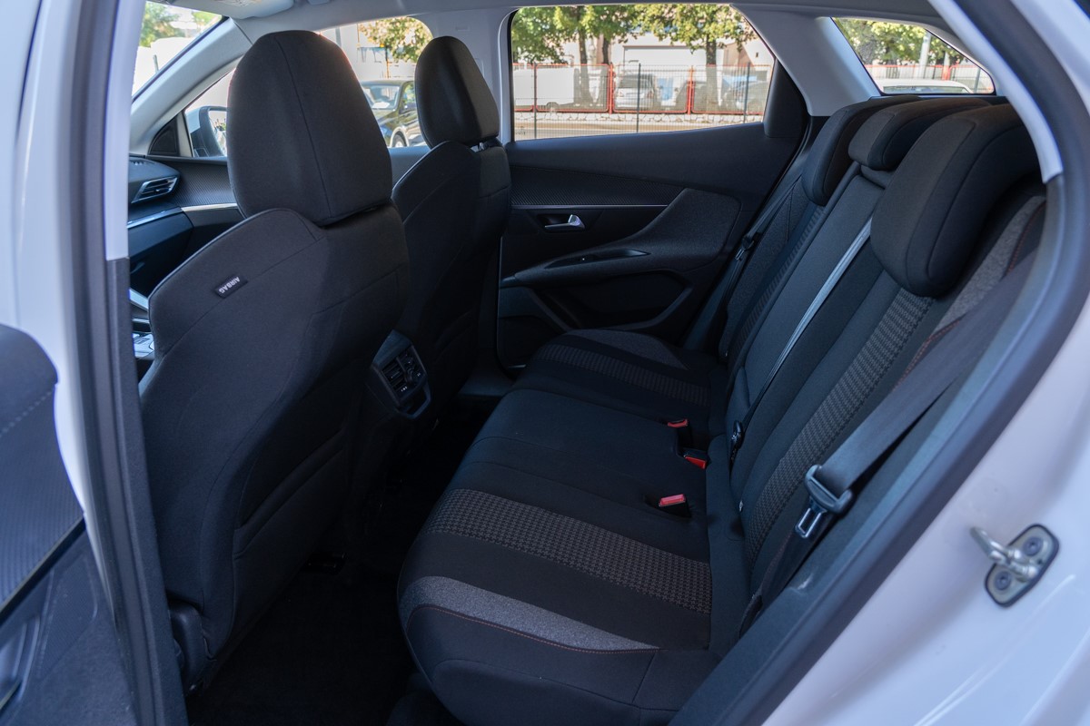 Peugeot 3008 1,6 BlueHDI 