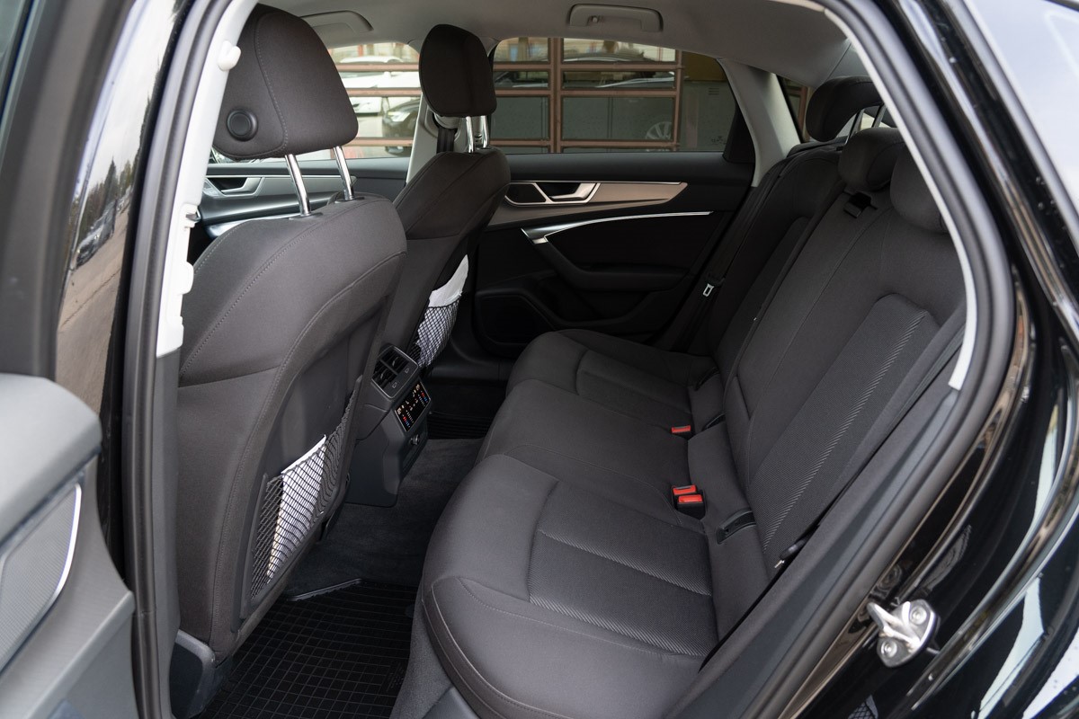 Audi A6
 3,0 TDI 50 Quattro