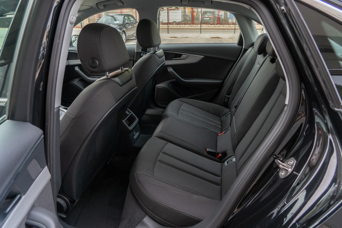 Audi A4
 2,0 TDI